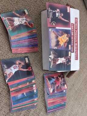 Skybox Premium 1997-98 Series One Basketball Card Lot 199/200 Missing #32 Kerr.